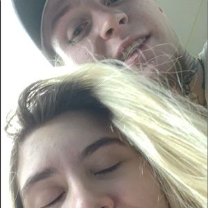 Meet your Posher, Cortney